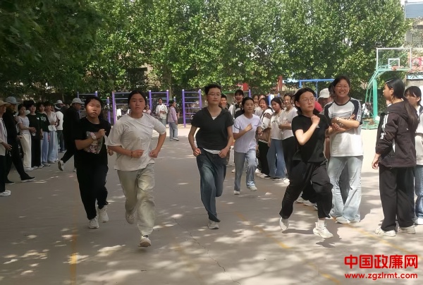 图片8.jpg